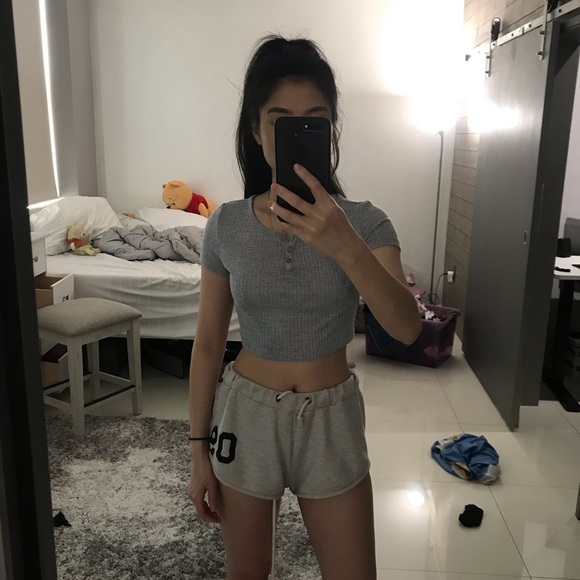 8 item women’s top bundle - Picture 2 of 9